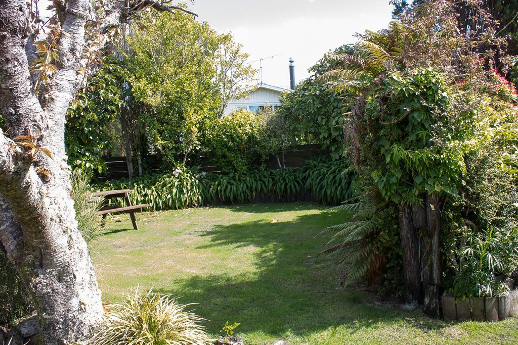Half-moon Bay Kowhai Lane Lodge מראה חיצוני תמונה